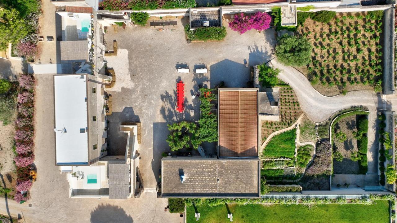 Emera Wine Resort By Raro Villas Lizzano  Buitenkant foto