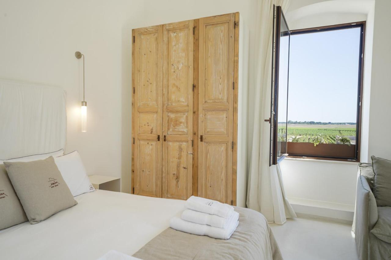 Emera Wine Resort By Raro Villas Lizzano  Buitenkant foto