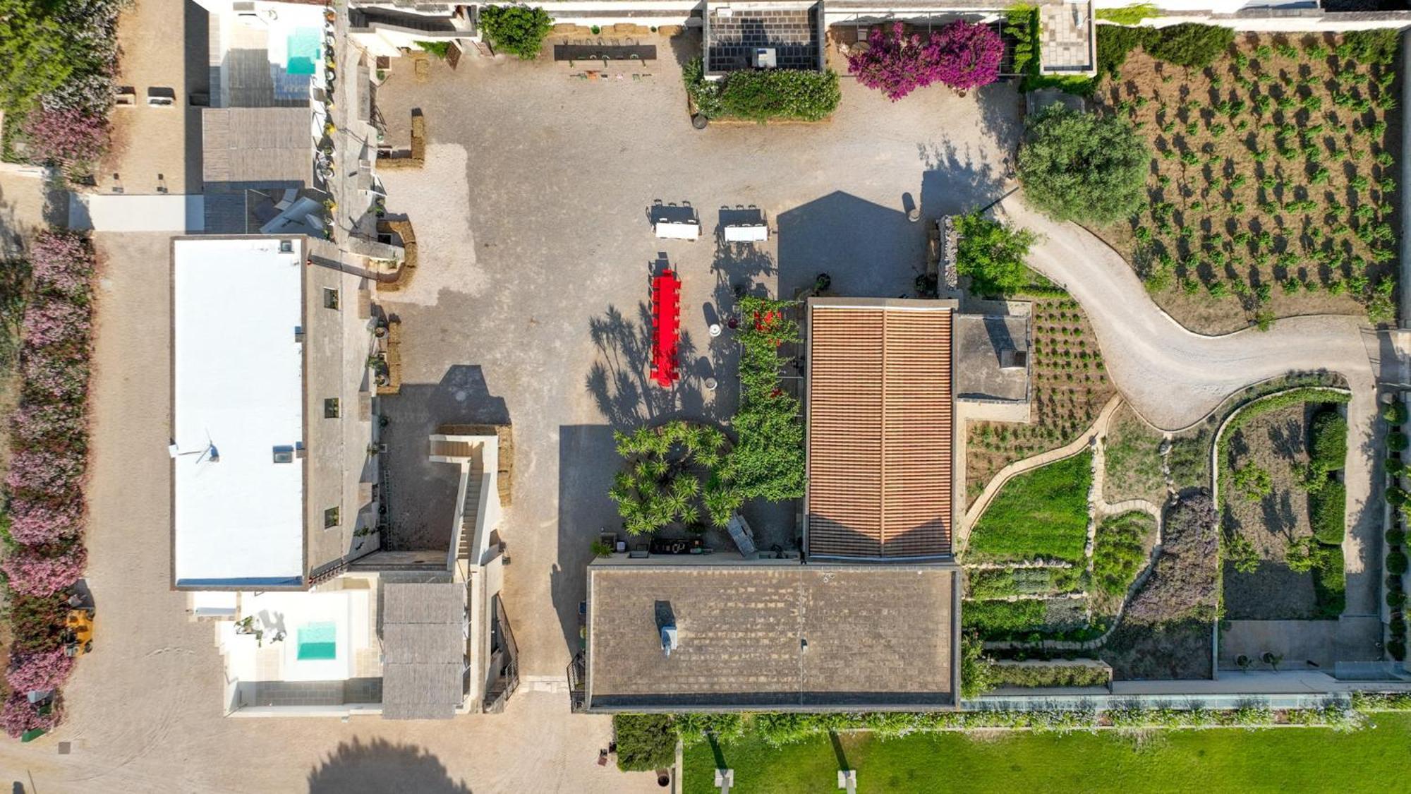 Emera Wine Resort By Raro Villas Lizzano  Buitenkant foto