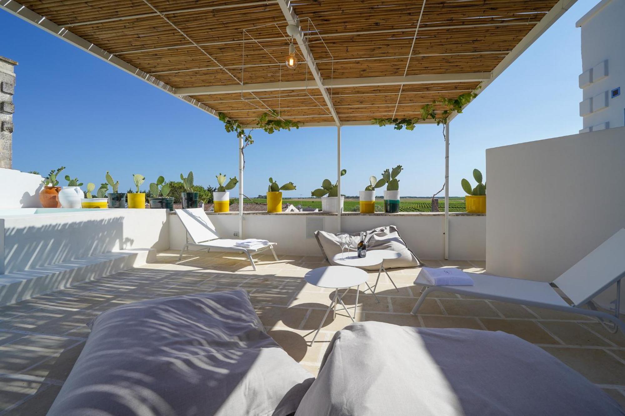 Emera Wine Resort By Raro Villas Lizzano  Buitenkant foto
